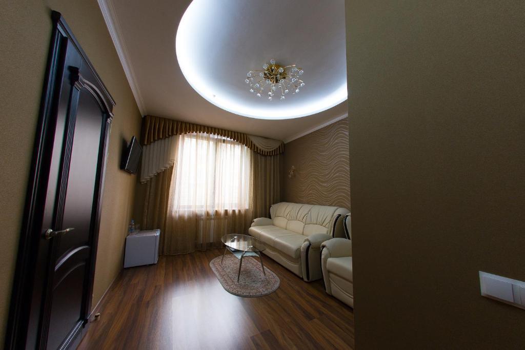 Royal Hotel Zaporizhia Phòng bức ảnh