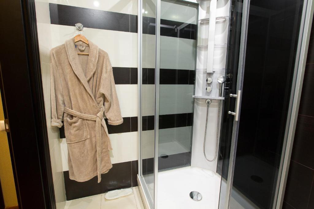 Royal Hotel Zaporizhia Phòng bức ảnh